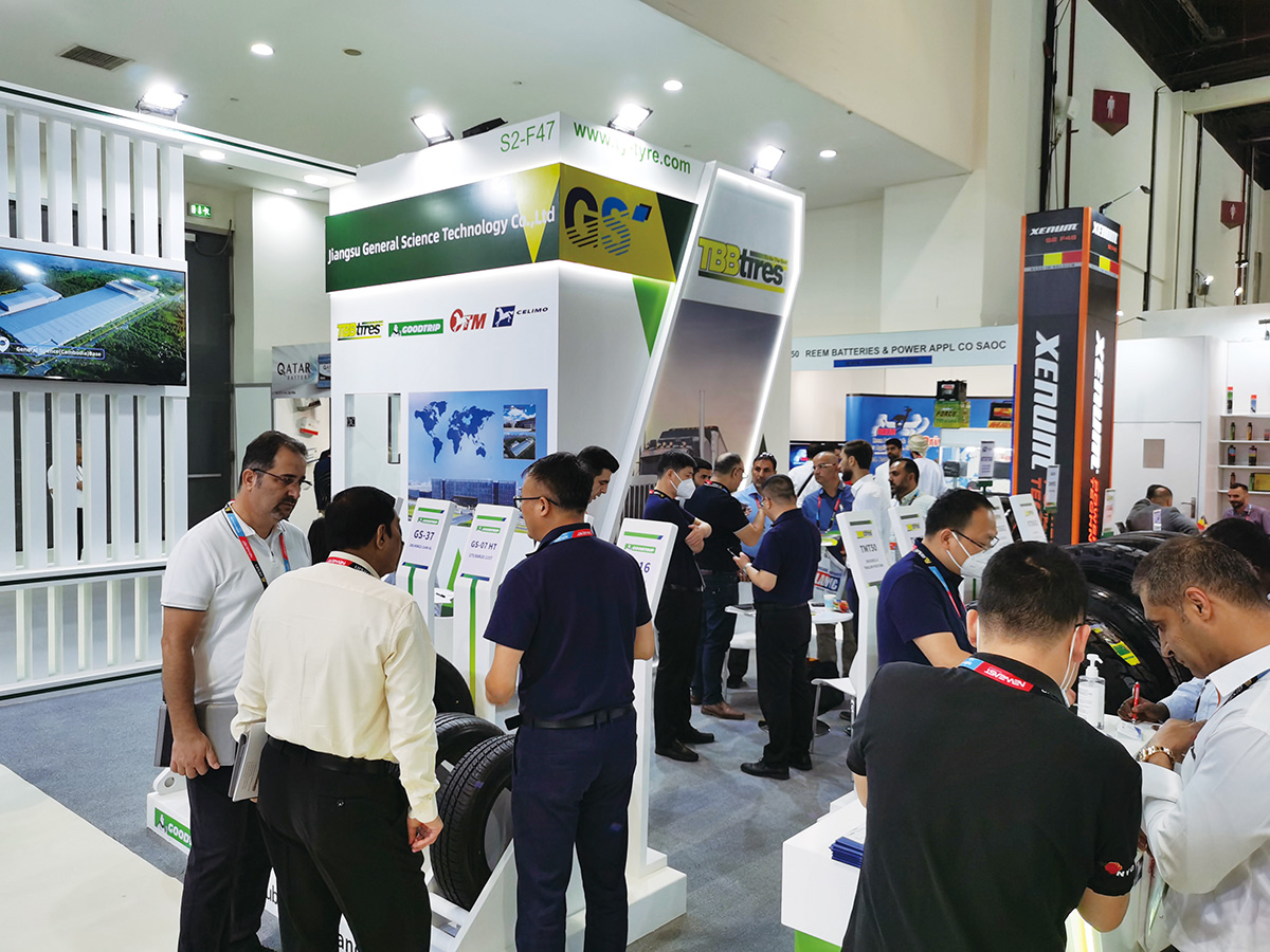 通用股份亮相迪拜展，彰显民族轮胎风采！